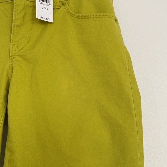 NWT Anny Taylor Loft modern crop pants in bright green. - Picture 4 of 15